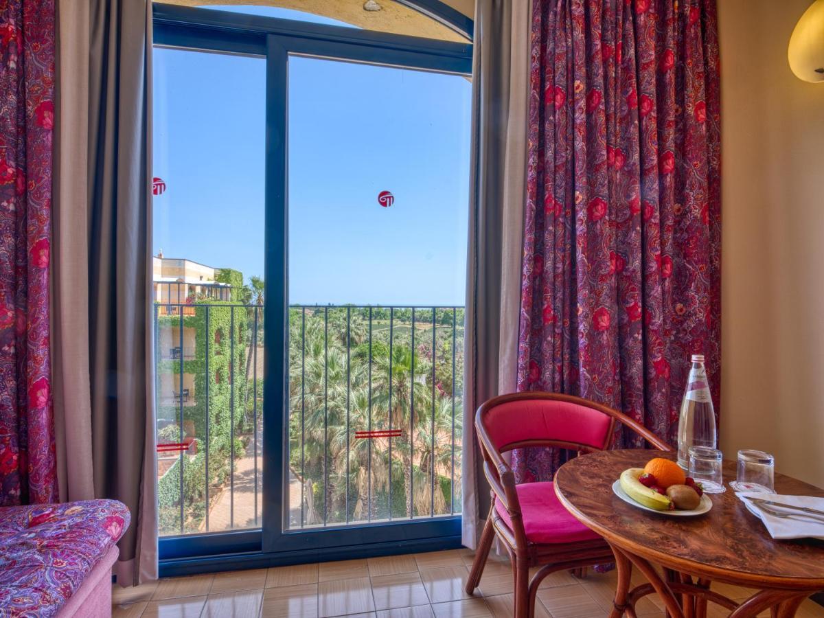 Caesar Palace Hotel 4*