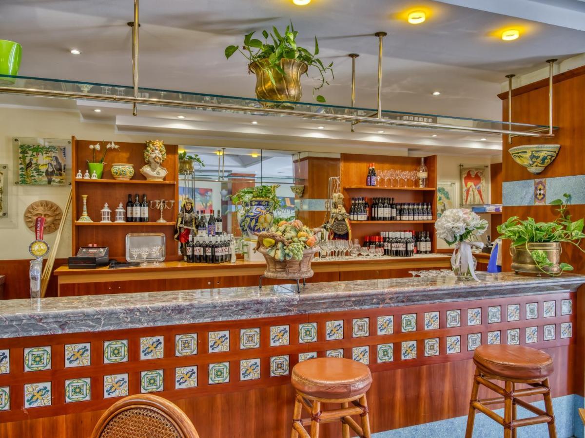 Caesar Palace 4* Giardini-Naxos